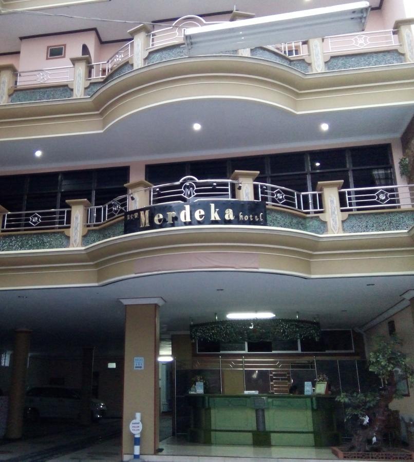新自由酒店 Jembel 外观 照片