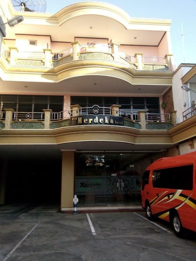 新自由酒店 Jembel 外观 照片